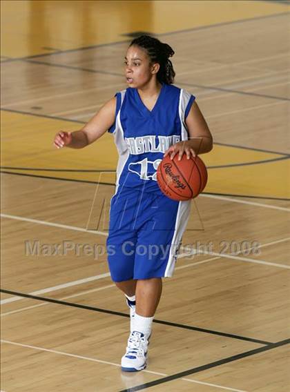 Thumbnail 2 in Eastlake vs. Mater Dei (So Cal Holiday Classic) photogallery.