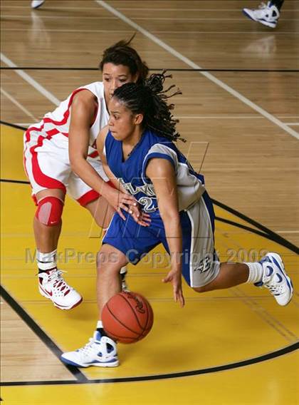 Thumbnail 1 in Eastlake vs. Mater Dei (So Cal Holiday Classic) photogallery.