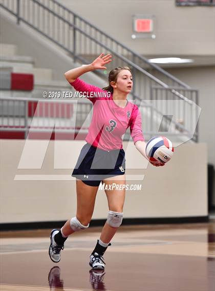 Thumbnail 2 in Shiloh Christian vs. Batesville (AAA 4A Quarterfinal Playoff) photogallery.