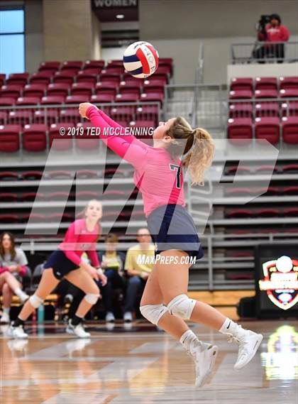Thumbnail 2 in Shiloh Christian vs. Batesville (AAA 4A Quarterfinal Playoff) photogallery.
