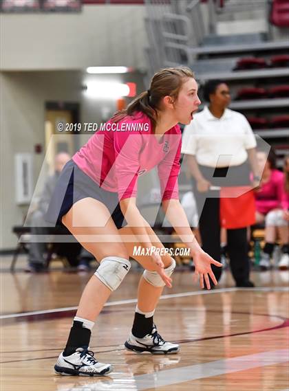 Thumbnail 3 in Shiloh Christian vs. Batesville (AAA 4A Quarterfinal Playoff) photogallery.