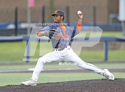Thumbnail 2 in Whitney Young vs. Jones (Chicago Public League Quarterfinal Playoff) photogallery.