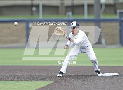 Thumbnail 1 in Whitney Young vs. Jones (Chicago Public League Quarterfinal Playoff) photogallery.