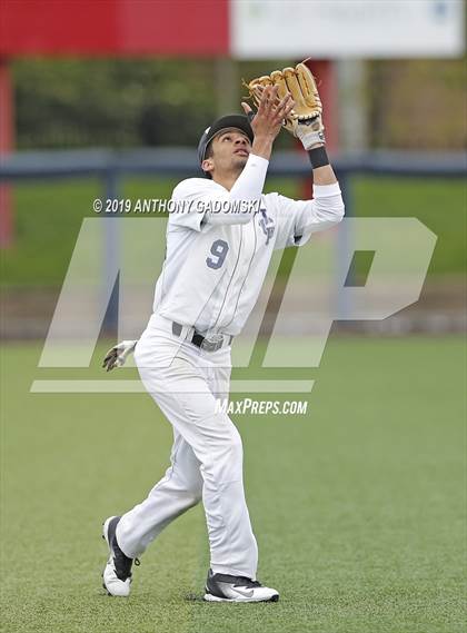 Thumbnail 3 in Whitney Young vs. Jones (Chicago Public League Quarterfinal Playoff) photogallery.