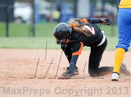 Thumbnail 3 in Erie vs Wheat Ridge (CHSAA 4A Final) photogallery.