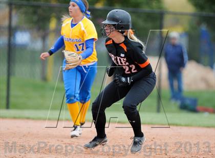 Thumbnail 1 in Erie vs Wheat Ridge (CHSAA 4A Final) photogallery.