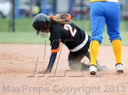 Thumbnail 2 in Erie vs Wheat Ridge (CHSAA 4A Final) photogallery.
