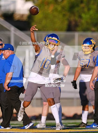 Thumbnail 3 in Downey @ El Toro photogallery.