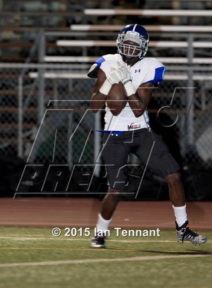 Thumbnail 2 in Sierra Canyon vs. Palisades photogallery.