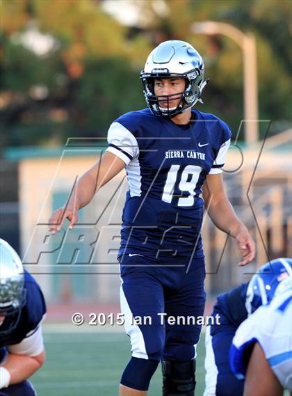 Thumbnail 2 in Sierra Canyon vs. Palisades photogallery.