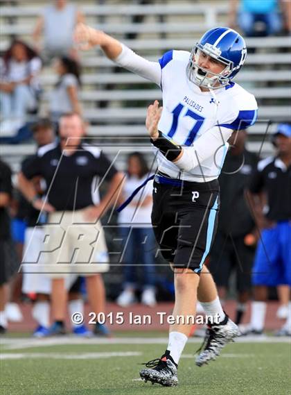 Thumbnail 1 in Sierra Canyon vs. Palisades photogallery.