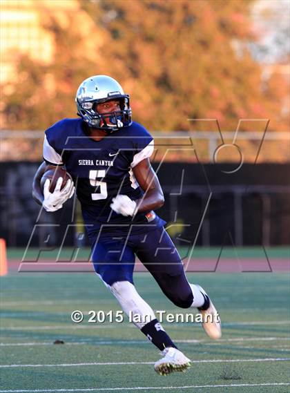 Thumbnail 1 in Sierra Canyon vs. Palisades photogallery.