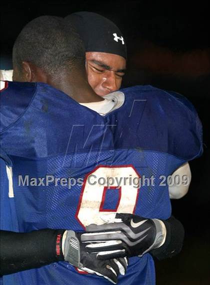 Thumbnail 2 in Oaks Christian @ Serra (CIF SS Northwest Division Final) photogallery.