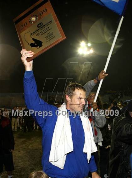 Thumbnail 2 in Oaks Christian @ Serra (CIF SS Northwest Division Final) photogallery.