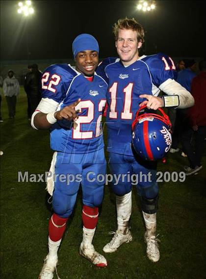 Thumbnail 1 in Oaks Christian @ Serra (CIF SS Northwest Division Final) photogallery.