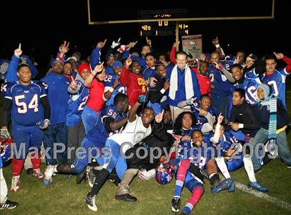 Thumbnail 2 in Oaks Christian @ Serra (CIF SS Northwest Division Final) photogallery.