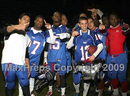 Thumbnail 3 in Oaks Christian @ Serra (CIF SS Northwest Division Final) photogallery.