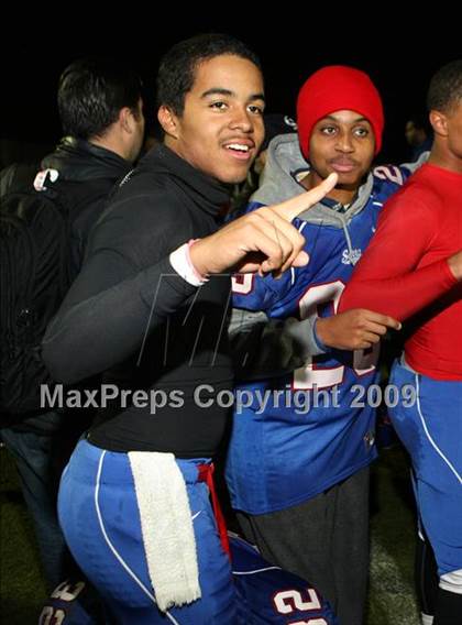 Thumbnail 2 in Oaks Christian @ Serra (CIF SS Northwest Division Final) photogallery.