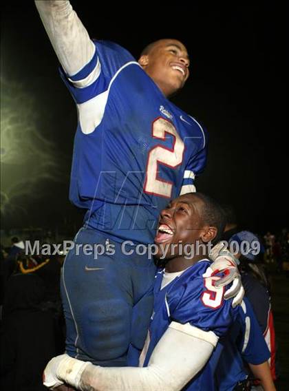 Thumbnail 3 in Oaks Christian @ Serra (CIF SS Northwest Division Final) photogallery.