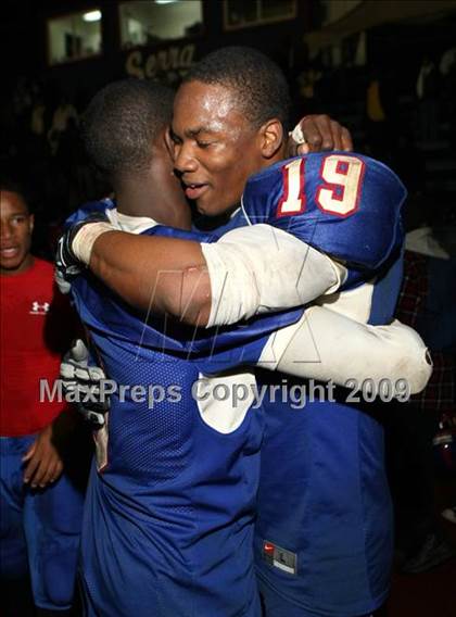Thumbnail 2 in Oaks Christian @ Serra (CIF SS Northwest Division Final) photogallery.