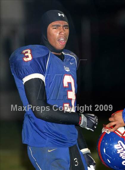 Thumbnail 3 in Oaks Christian @ Serra (CIF SS Northwest Division Final) photogallery.