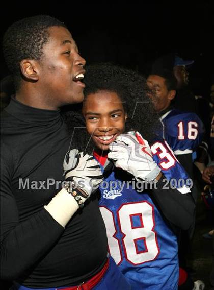 Thumbnail 3 in Oaks Christian @ Serra (CIF SS Northwest Division Final) photogallery.