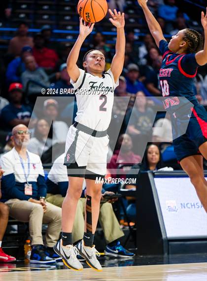 Thumbnail 2 in Terry Sanford vs South Central (NCHSAA 3A Regional Final) photogallery.