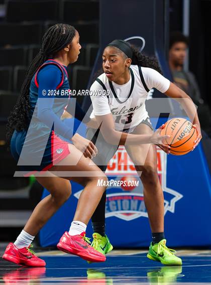 Thumbnail 2 in Terry Sanford vs South Central (NCHSAA 3A Regional Final) photogallery.