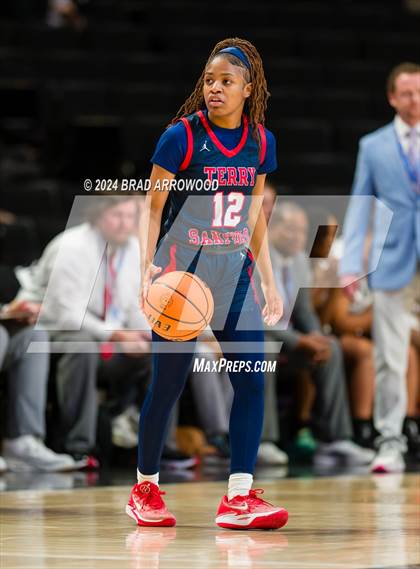 Thumbnail 3 in Terry Sanford vs South Central (NCHSAA 3A Regional Final) photogallery.