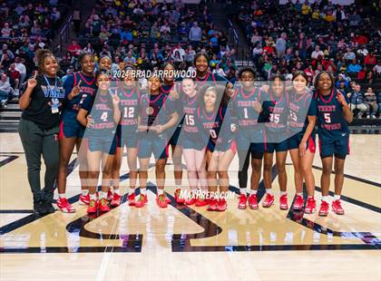Thumbnail 3 in Terry Sanford vs South Central (NCHSAA 3A Regional Final) photogallery.