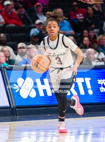 Thumbnail 2 in Terry Sanford vs South Central (NCHSAA 3A Regional Final) photogallery.