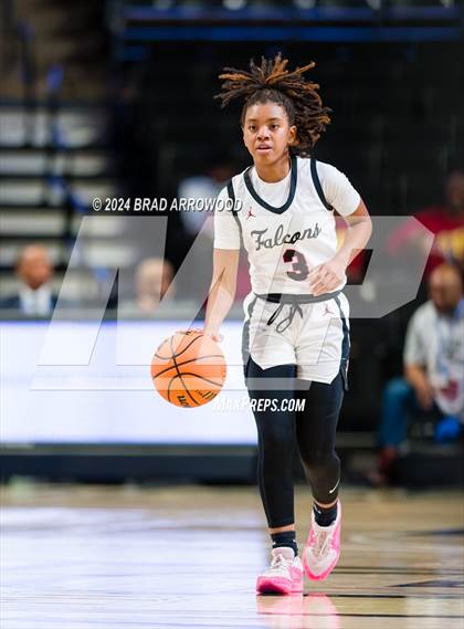 Thumbnail 2 in Terry Sanford vs South Central (NCHSAA 3A Regional Final) photogallery.
