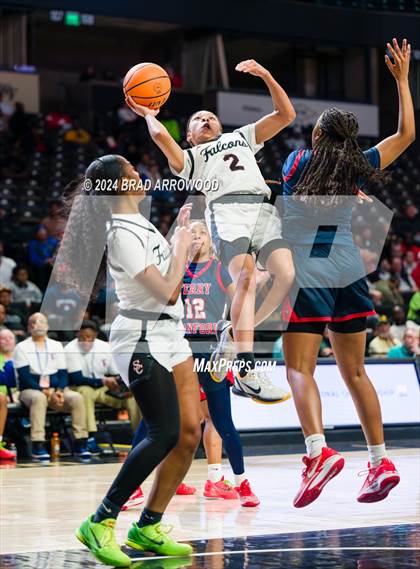 Thumbnail 1 in Terry Sanford vs South Central (NCHSAA 3A Regional Final) photogallery.