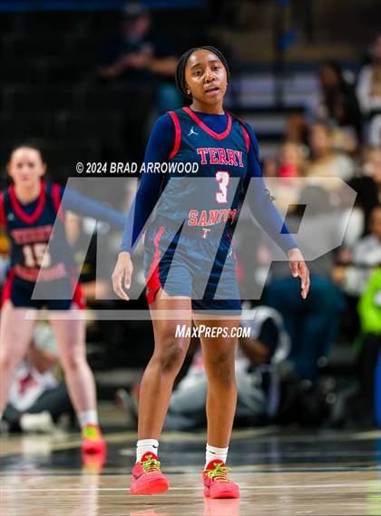 Thumbnail 1 in Terry Sanford vs South Central (NCHSAA 3A Regional Final) photogallery.
