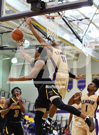 Thumbnail 2 in Thornwood vs Thornton Fractional North (Bob Hambric Shootout) photogallery.