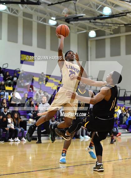 Thumbnail 3 in Thornwood vs Thornton Fractional North (Bob Hambric Shootout) photogallery.