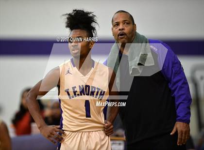 Thumbnail 3 in Thornwood vs Thornton Fractional North (Bob Hambric Shootout) photogallery.