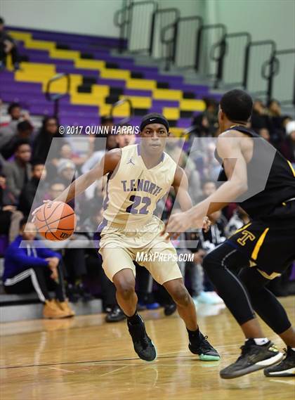 Thumbnail 1 in Thornwood vs Thornton Fractional North (Bob Hambric Shootout) photogallery.