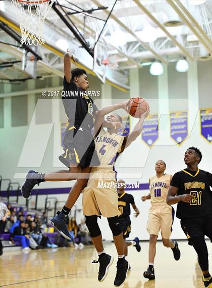 Thumbnail 3 in Thornwood vs Thornton Fractional North (Bob Hambric Shootout) photogallery.
