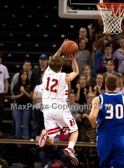 Thumbnail 2 in Covington Catholic @ St. Henry (Ninth Region Quarterfinals) photogallery.
