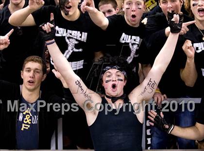 Thumbnail 3 in Covington Catholic @ St. Henry (Ninth Region Quarterfinals) photogallery.