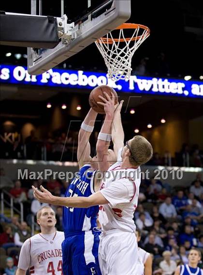 Thumbnail 3 in Covington Catholic @ St. Henry (Ninth Region Quarterfinals) photogallery.