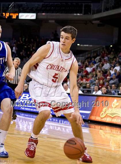 Thumbnail 1 in Covington Catholic @ St. Henry (Ninth Region Quarterfinals) photogallery.