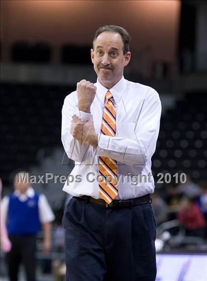 Thumbnail 3 in Covington Catholic @ St. Henry (Ninth Region Quarterfinals) photogallery.