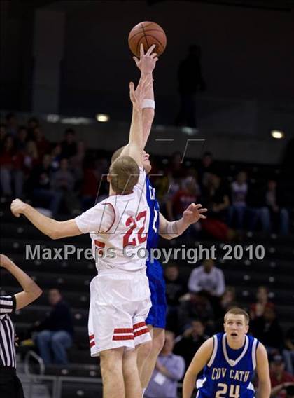 Thumbnail 1 in Covington Catholic @ St. Henry (Ninth Region Quarterfinals) photogallery.