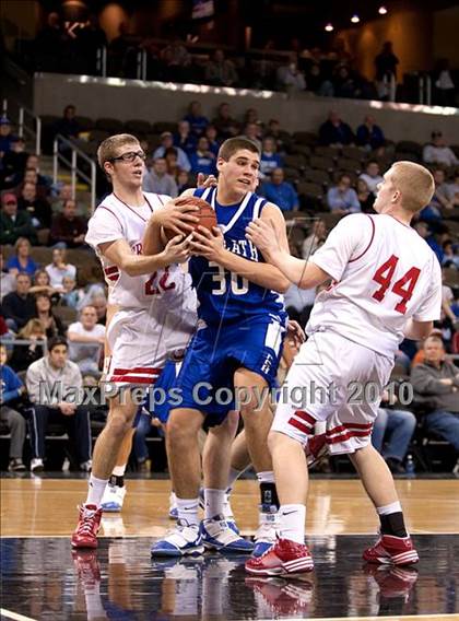 Thumbnail 2 in Covington Catholic @ St. Henry (Ninth Region Quarterfinals) photogallery.