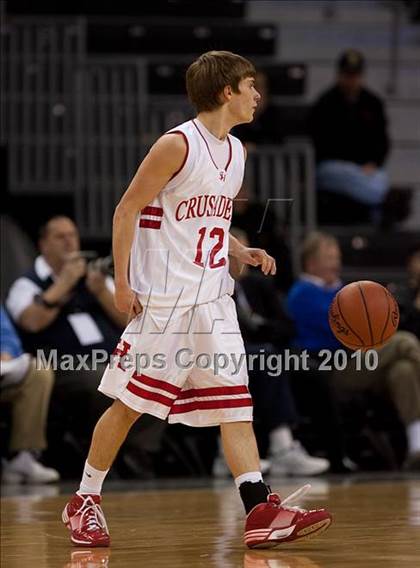 Thumbnail 2 in Covington Catholic @ St. Henry (Ninth Region Quarterfinals) photogallery.