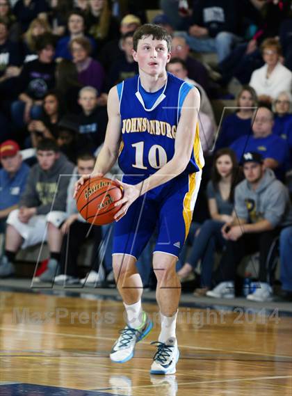 Thumbnail 1 in Clarion-Limestone vs. Johnsonburg (District IX A Consolation) photogallery.