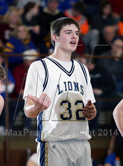 Thumbnail 2 in Clarion-Limestone vs. Johnsonburg (District IX A Consolation) photogallery.