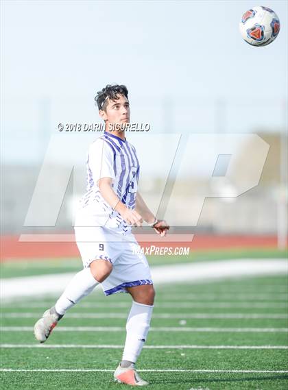 Thumbnail 3 in Corona del Sol vs Arizona College Prep (Coyote Classic Tournament) photogallery.
